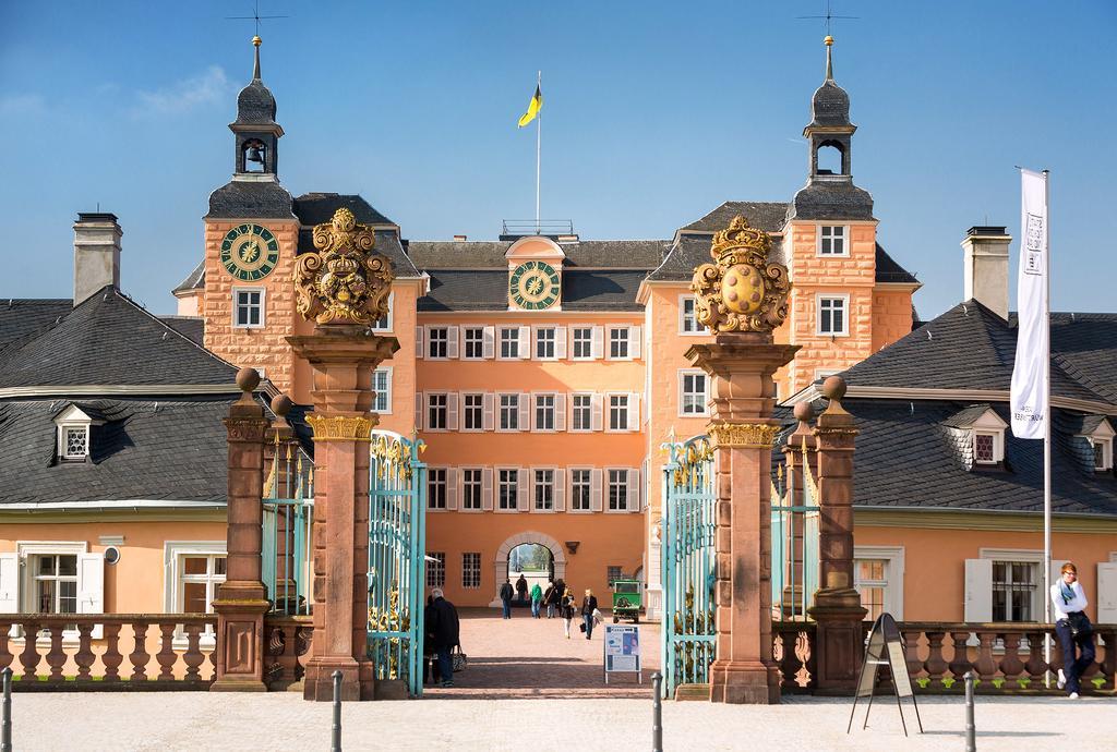 שווצינגן Gastehaus Am Schloss מראה חיצוני תמונה